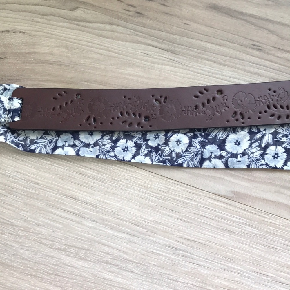 Coldwater Creek Brown Leather Belt w/ Silk Ties - Picture 6 of 8